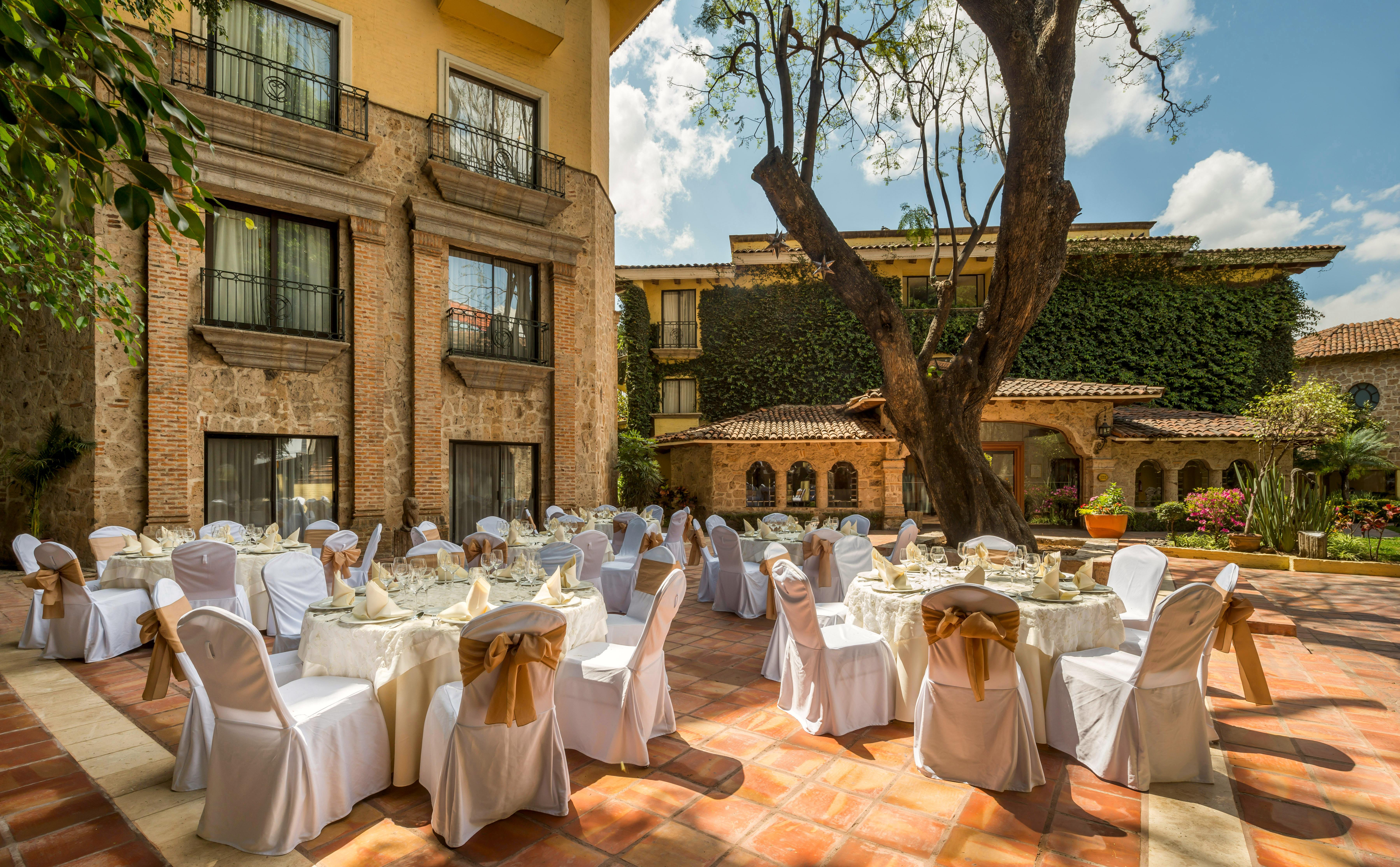 Quinta Real Guadalajara Hotel Bagian luar foto