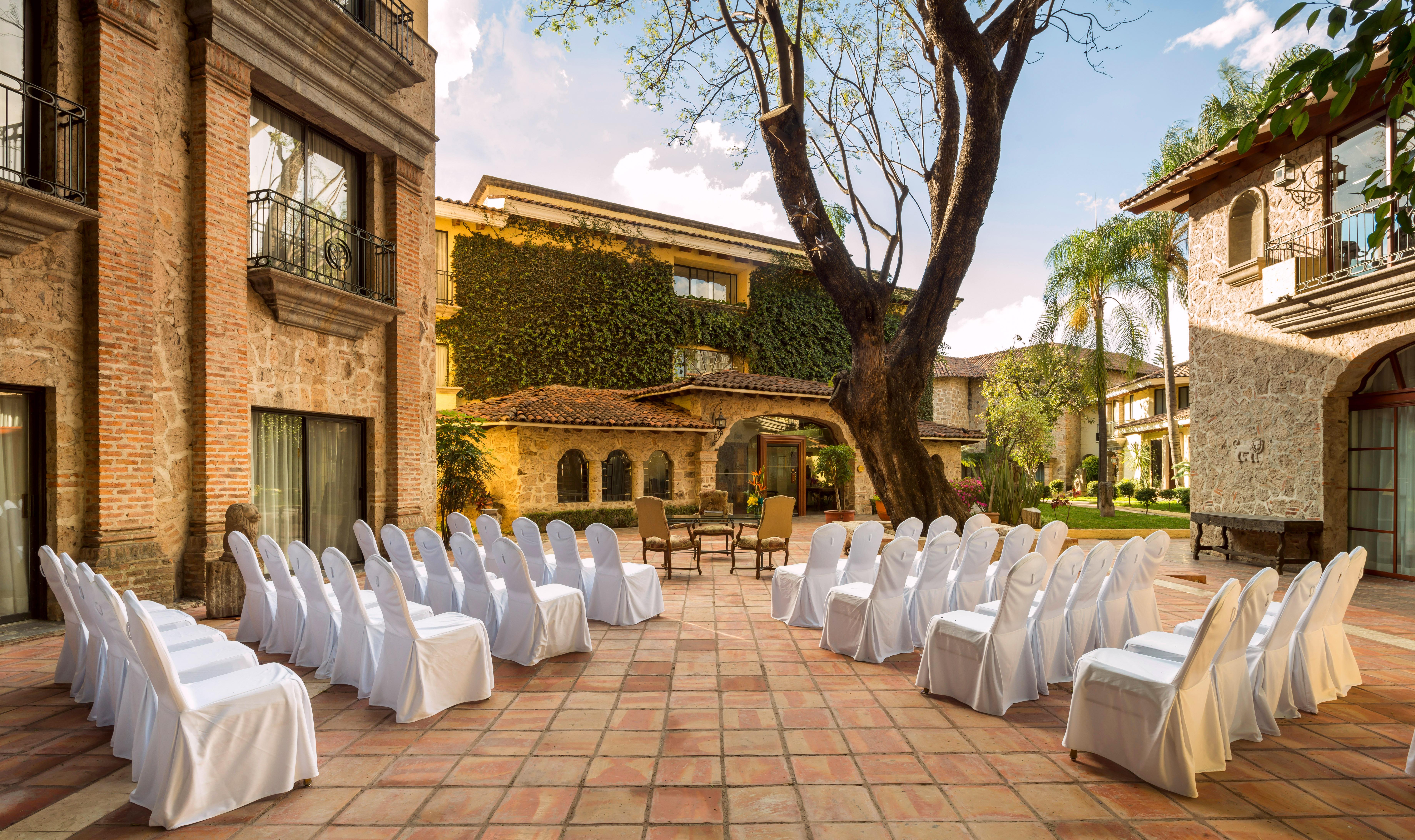 Quinta Real Guadalajara Hotel Bagian luar foto