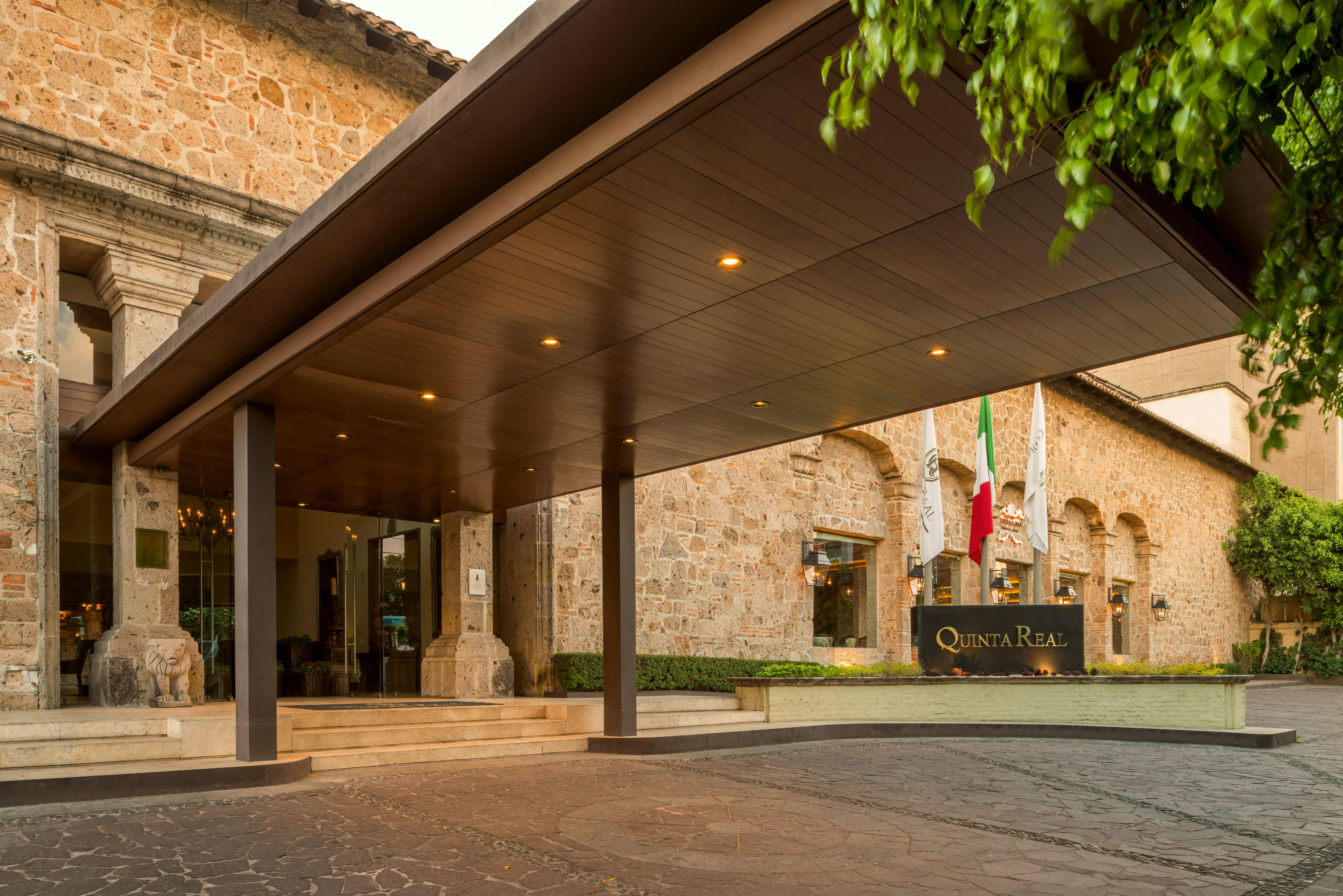 Quinta Real Guadalajara Hotel Bagian luar foto