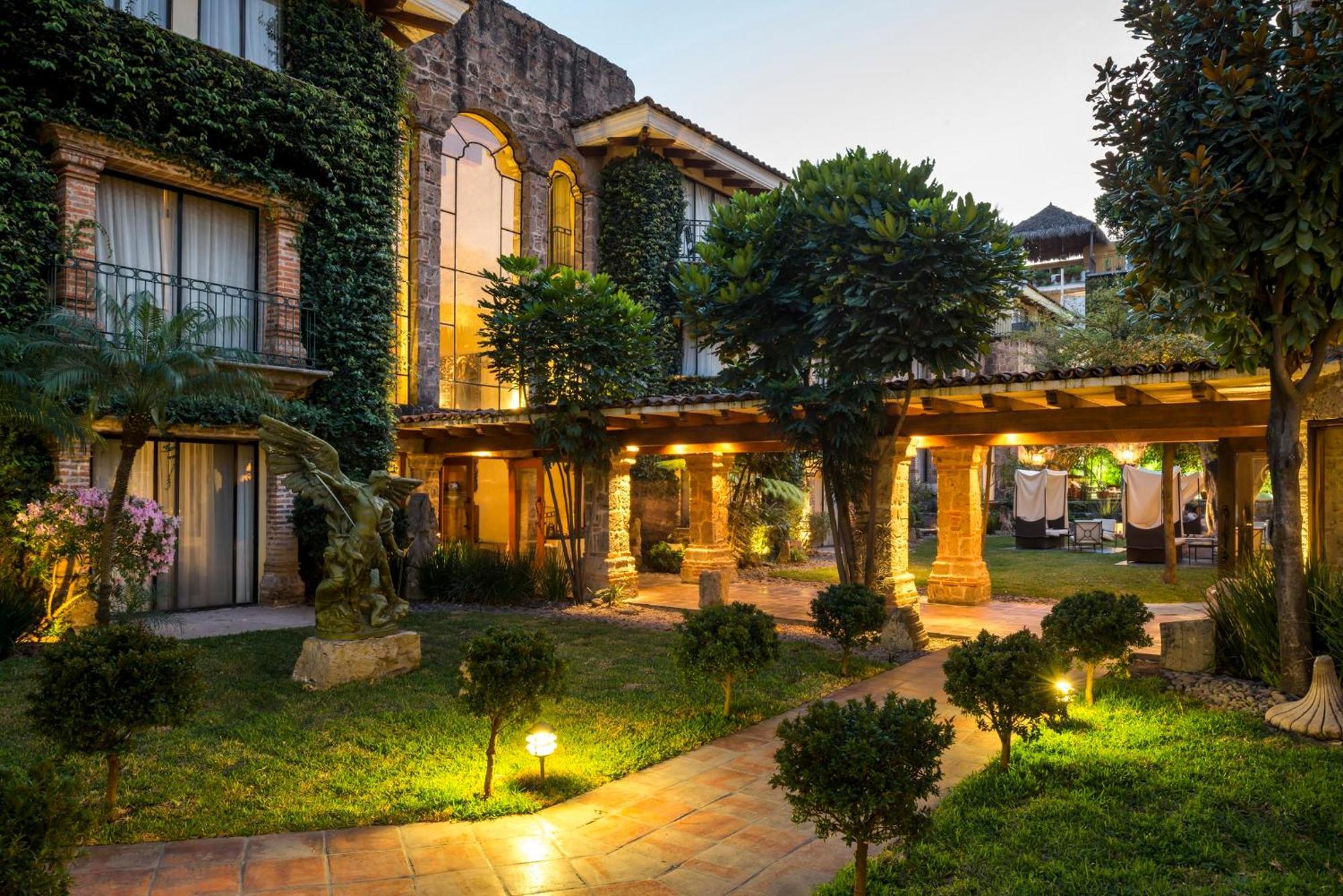 Quinta Real Guadalajara Hotel Bagian luar foto